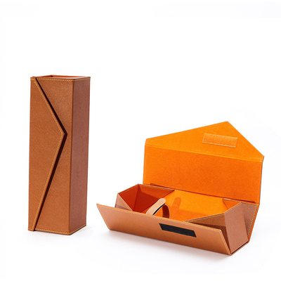 Contenitori di regalo d'imballaggio di cuoio classici dell'unità di elaborazione del vino con gli accessori